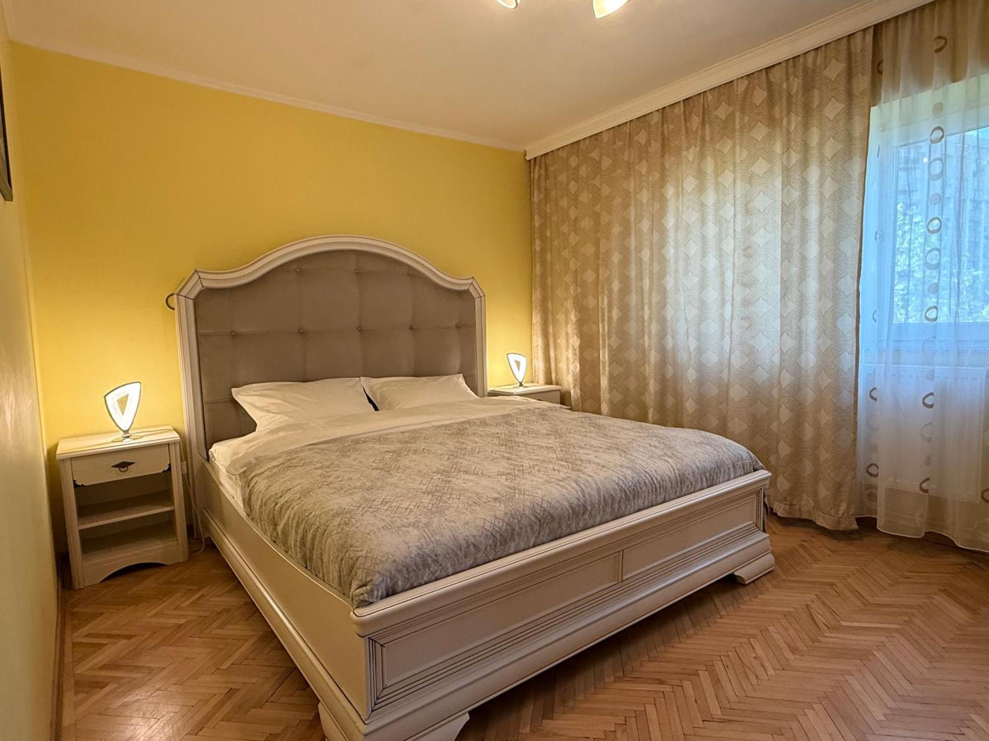 בוקרשט Apartment Palace Of Parliament מראה חיצוני תמונה